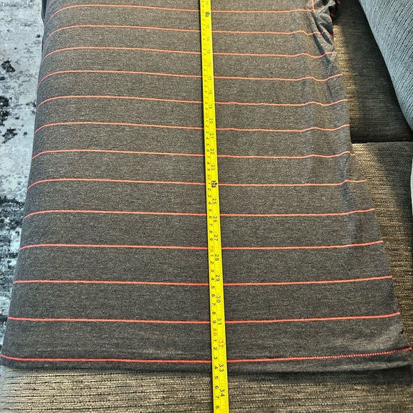 EUC Men’s Sonoma V-Neck T-Shirt - Picture 11 of 12